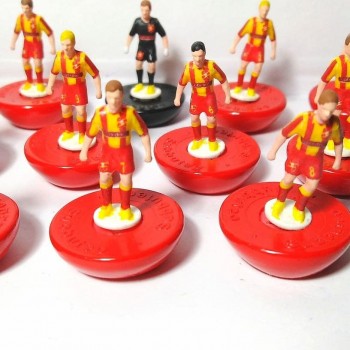 Subbuteo Andrew Table Soccer Melchester Rovers with Subbuteo logo on Classic Hasbro  bases